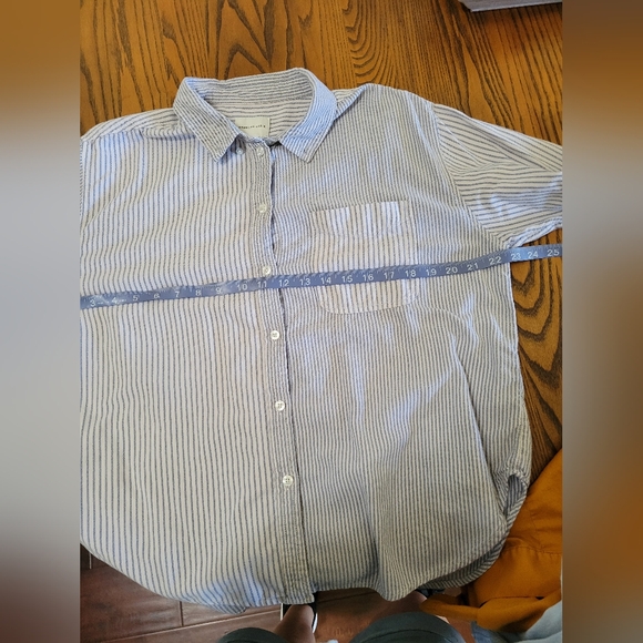 American Eagle Button Down Shirt - Picture 4 of 4